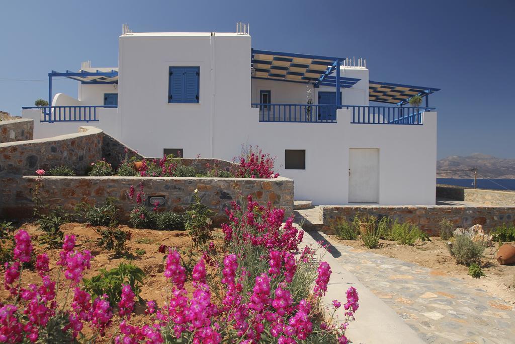 Meltemi Retreat Hotel Irakleia  Exterior photo
